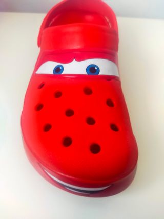 Crocs Cars McQueen - rojas