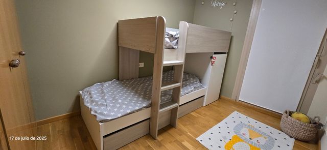 Litera juvenil con cajones