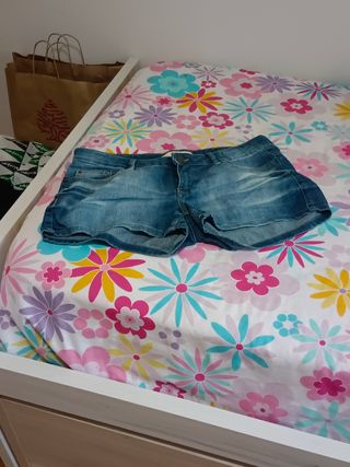 Shorts vaqueros Zara - talla 42