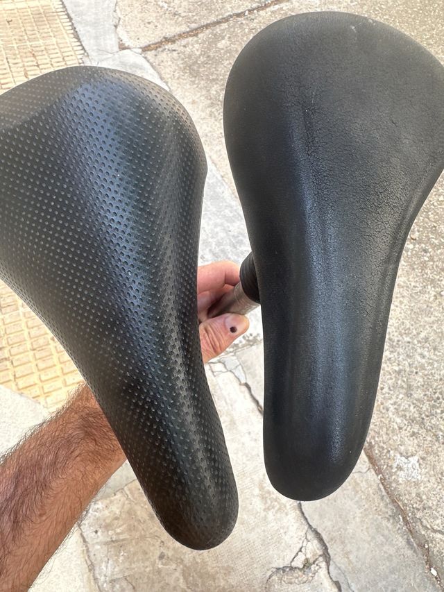 2 sillines pequeños bici y paseo