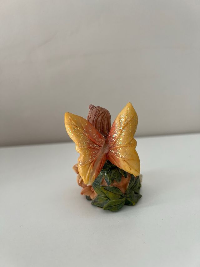 Fata di febbraio: figura decorativa