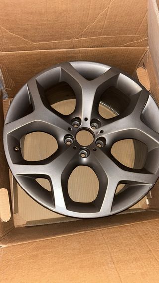 Llanta BMW 20" X5 X6 trasera