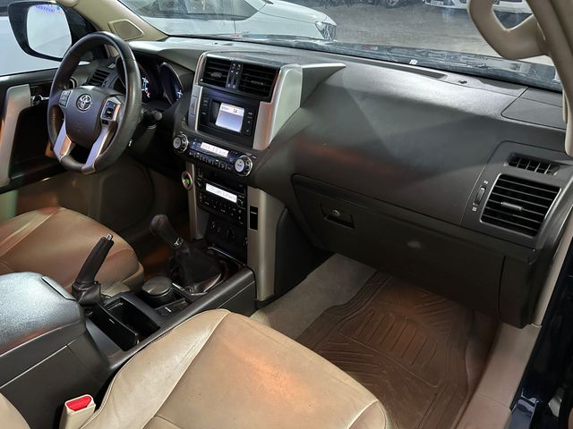 Toyota Land Cruiser 150 2011