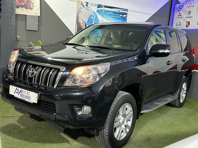 Toyota Land Cruiser 150 2011