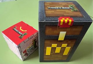 2 Figuras Minecraft McDonald's