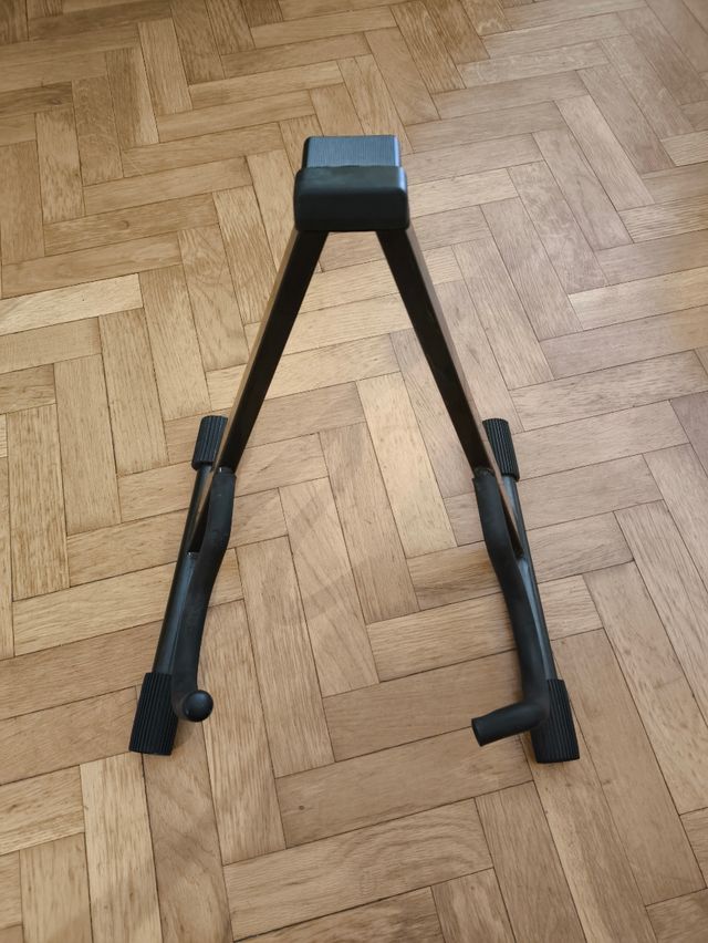 Soporte guitarra/bajo, marca Proel