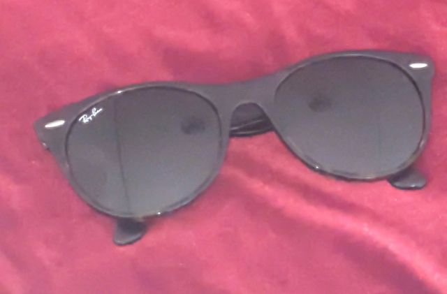 Gafas de sol Ray-Ban con funda. Originales. Unisex