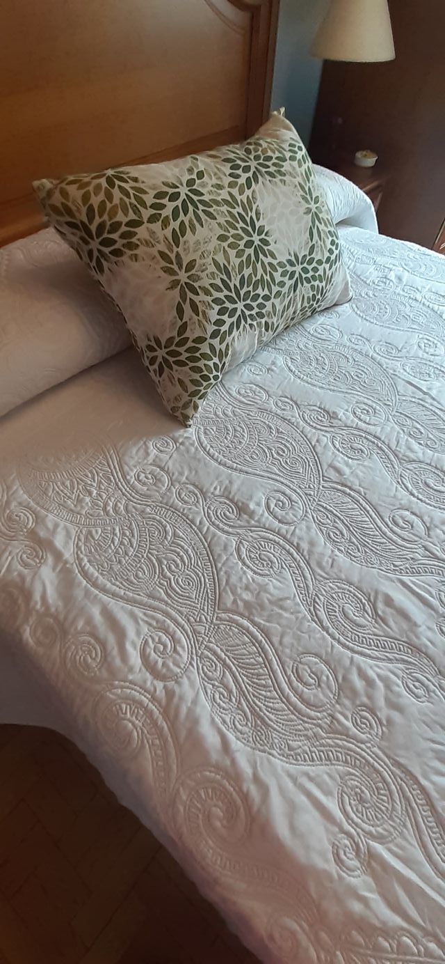 Colcha bouti blanca algodón-poliéster