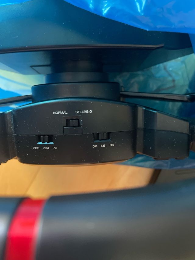 Volante Piwa Racing Wheel Apex PS4