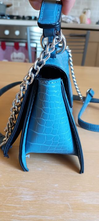 Borsetta Primark azzurra