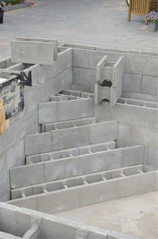 Escaleras de obra para piscinas y fontaneria 