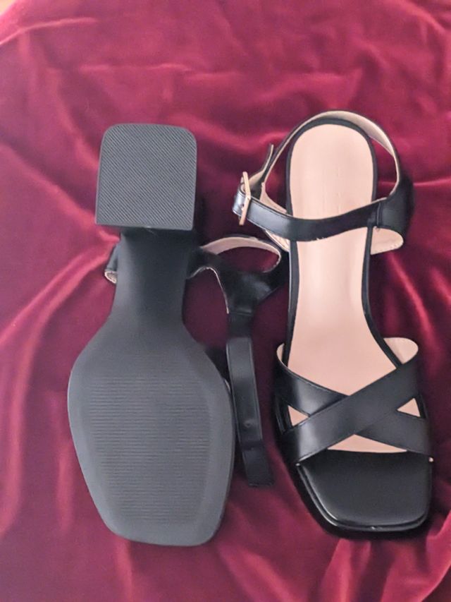 Sandalias tacón negras mujer -talla 37- NUEVAS.