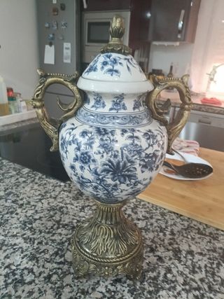 Jarrón porcelana azul y blanco
