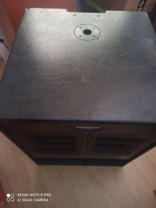 Subwoofer Mackie activo swa 1801