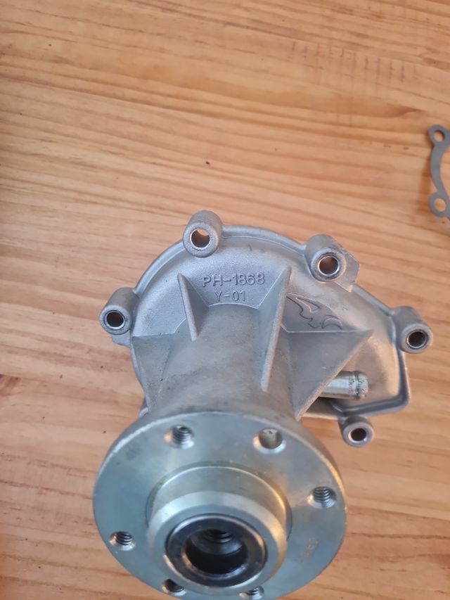 Bomba agua Mercedes G - Clase G PH-1868 Y-01