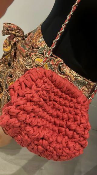 Bolso crochet rojo hecho a mano