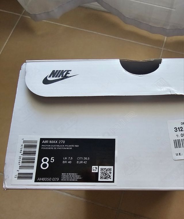 Scarpe Nike Air Max 270