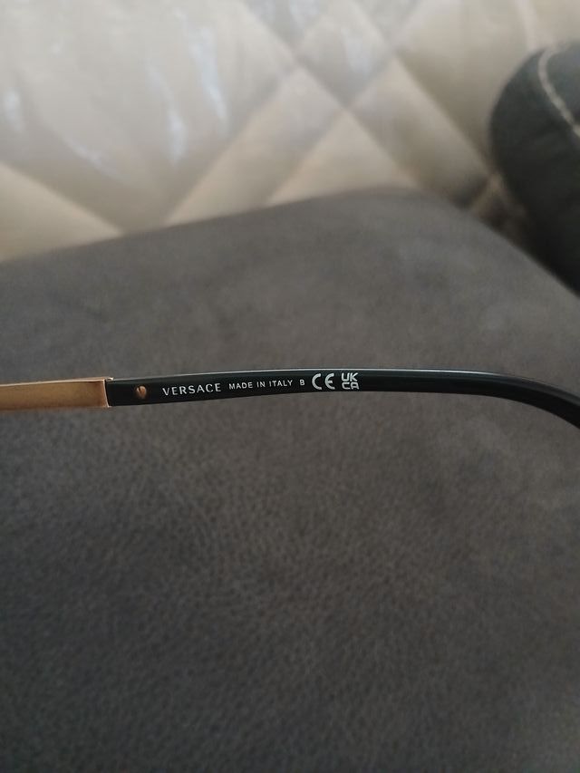 Gafas Versace - Negras y Doradas