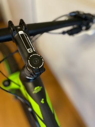 Bicicleta CUBE Stereo Race full carbono. c/Nueva