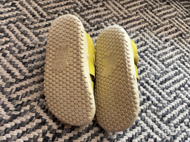 Zapatillas Feroz respetuosos talla 24