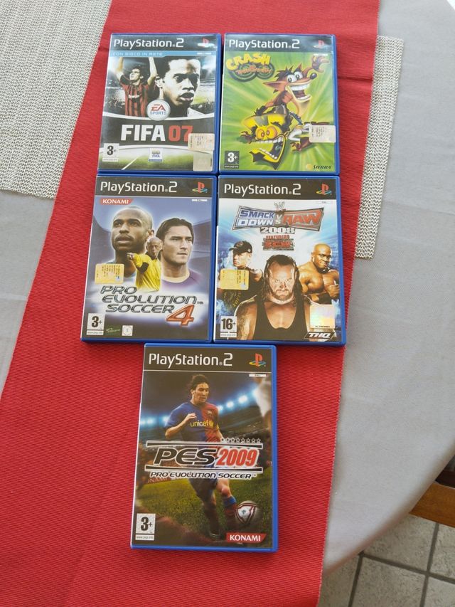 5 Giochi PS2 (PlayStation 2): FIFA, PES, Crash