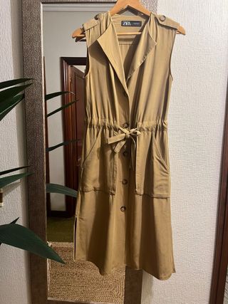 Vestido Zara camel midi. talla xs grande