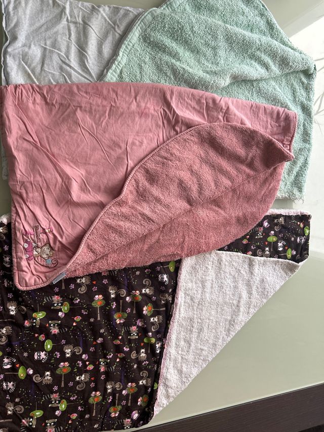 Lote 4 toallas bebé