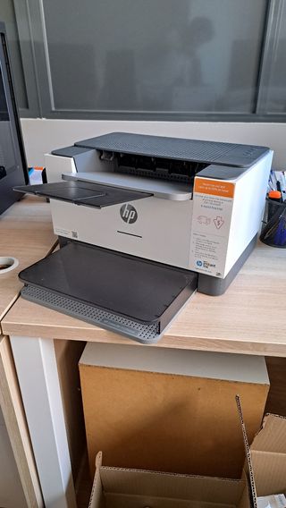 Impresora HP LaserJet M209dwe - Blanca y Gris