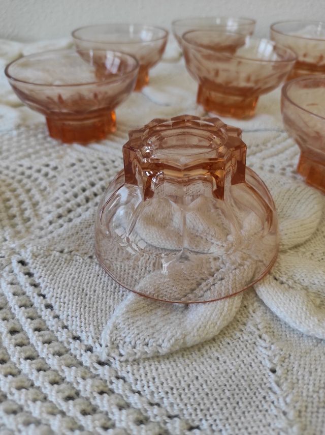 8 tazze in cristallo rosa - Vintage