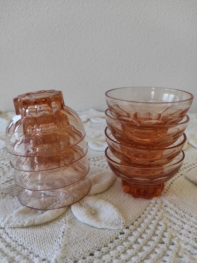 8 tazze in cristallo rosa - Vintage