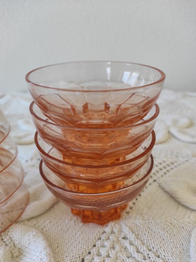 8 tazze in cristallo rosa - Vintage