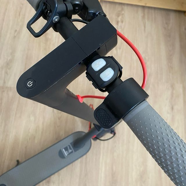 Patinete eléctrico AOVOPRO