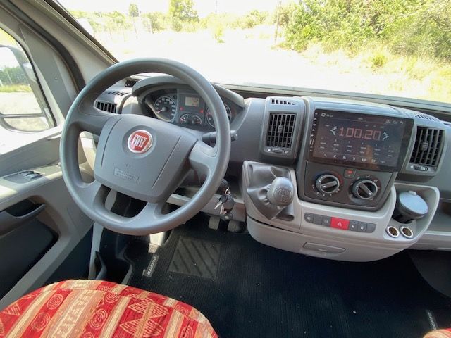 FIAT CHALLENGER GENESIS 36 2010