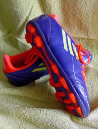 Botas Fútbol ADiDAS F10 - Talla 34