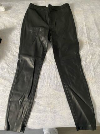 Pantalones cuero Mango negros