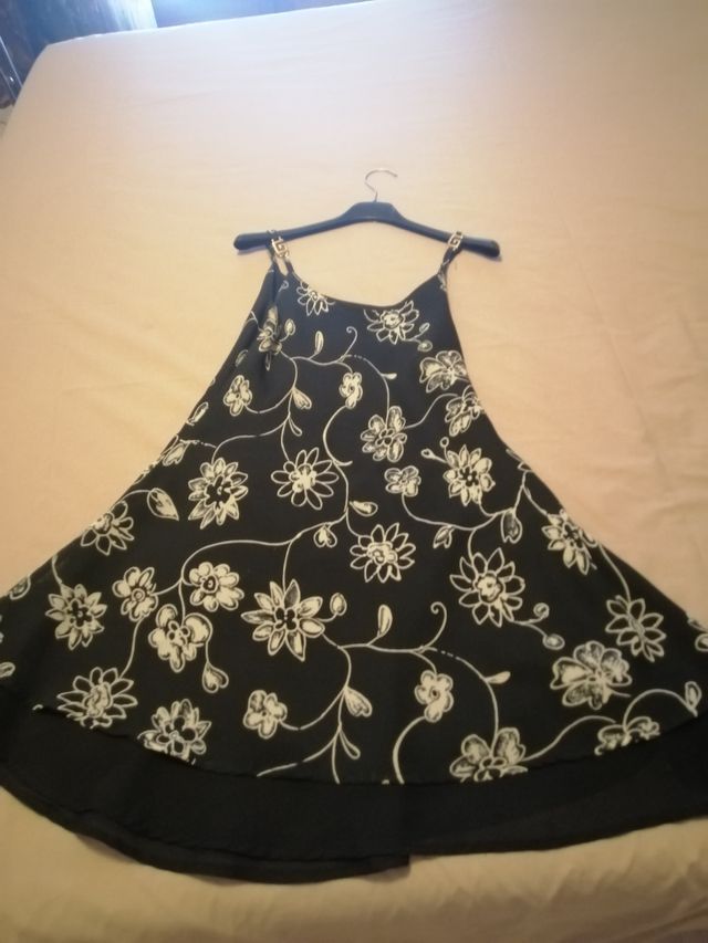Vestito floreale nero e bianco tg 40
