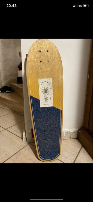 Skateboard Yamba usato