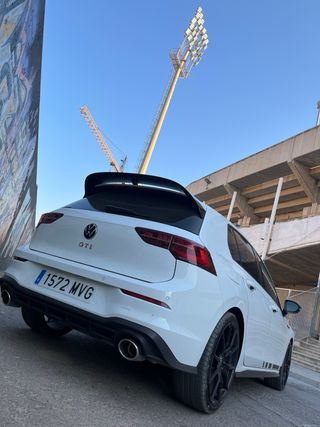 Volkswagen Golf 2024
