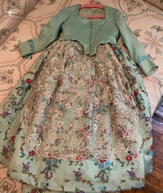 Traje Fallera niña color verde aqua, talla 6-8 año