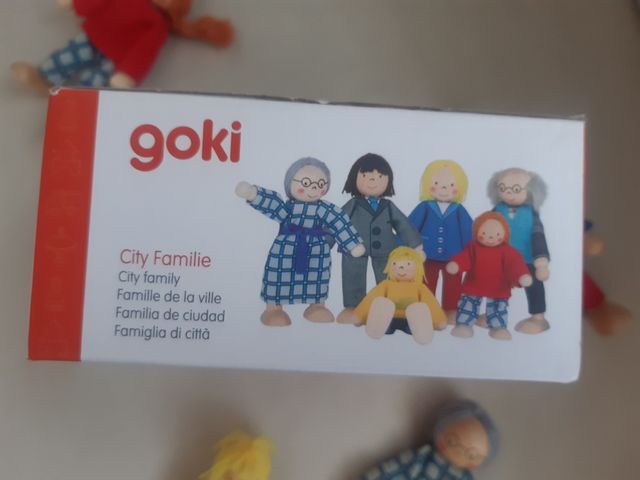 Ninos articulats City family. Goki