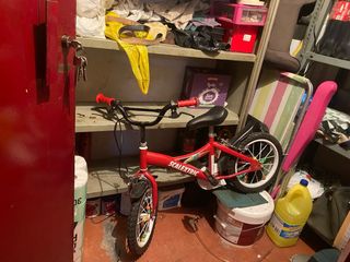 Bicicleta infantil Scalextric roja 
