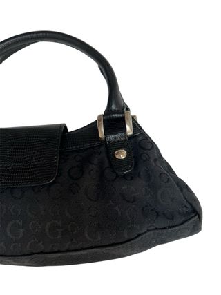 Borsa Guess nera y2k vintage Eleganza senza tempo