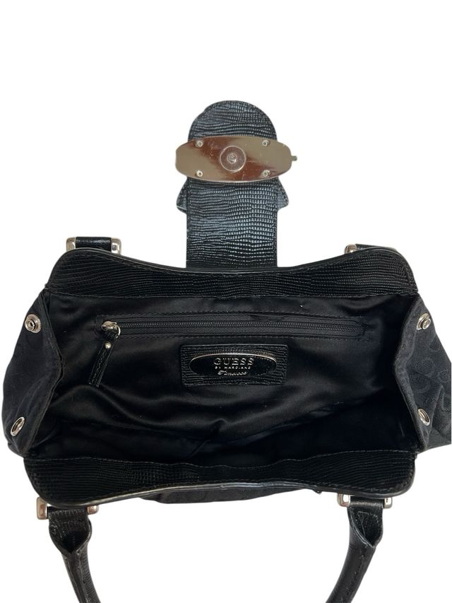 Borsa Guess nera y2k vintage Eleganza senza tempo