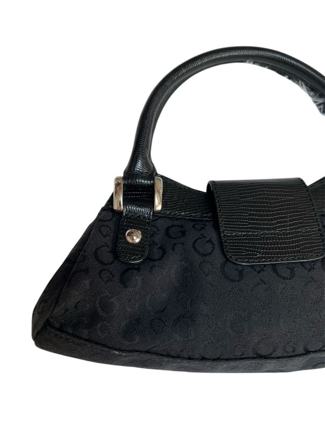 Borsa Guess nera y2k vintage Eleganza senza tempo