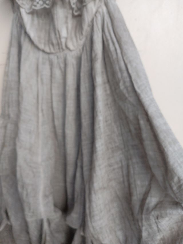 Vestito estivo beige-grigio