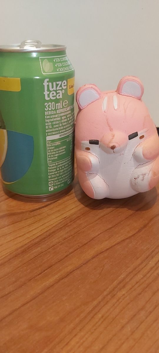 Squishy Conejo & Furby