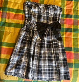 Vestido blanco y negro a cuadros