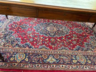 Alfombra persa roja y azul