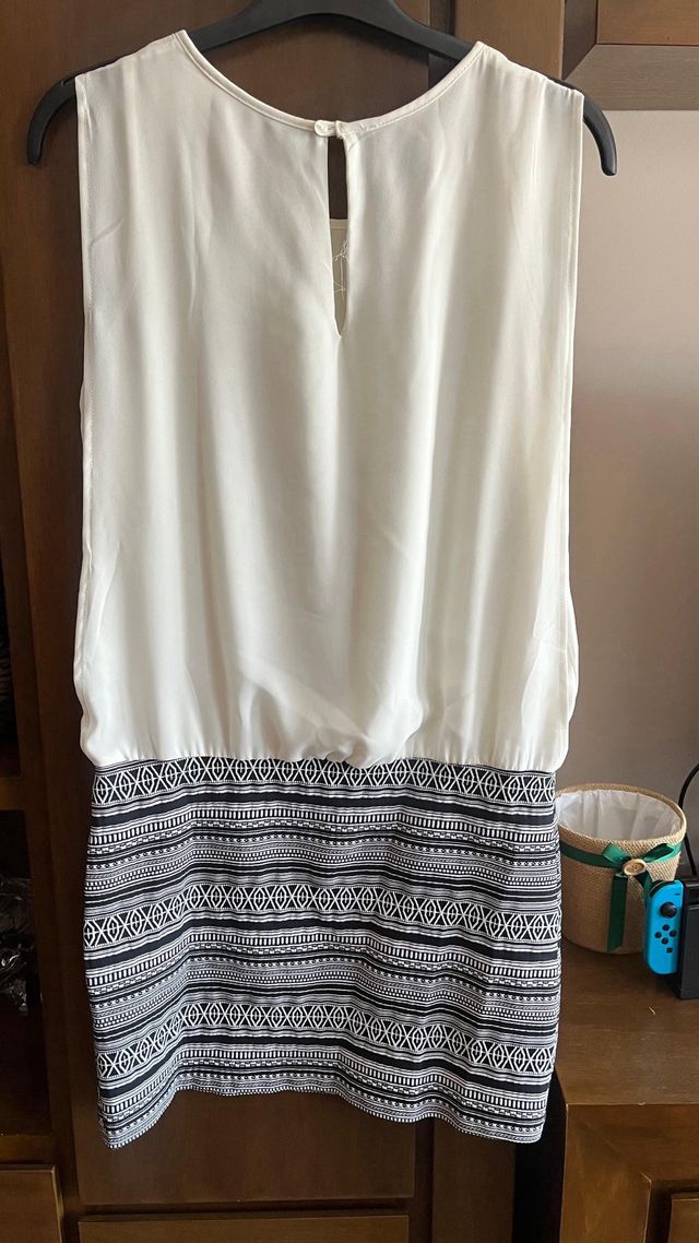 Vestido blanco y negro Kira