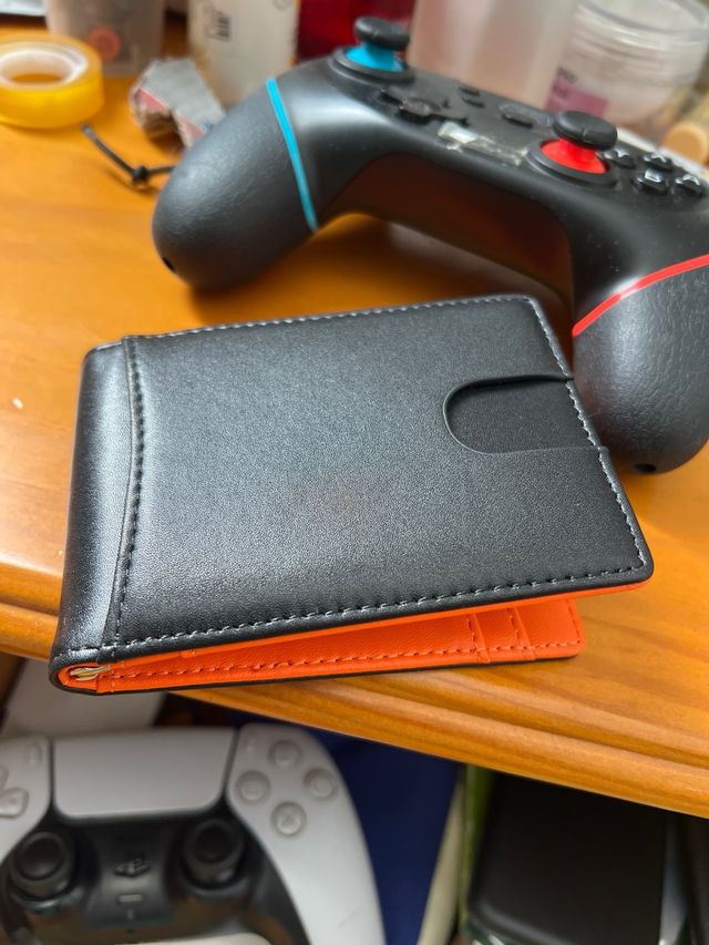 Billetera hombre - Negra y naranja